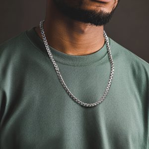 Men's Sterling Silver Venetian Box-Chain Necklace. 22"
