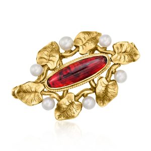 C. 1940 Vintage 1.30 Carat Garnet Leaves Pin with 3mm Cultured Pearls in 14kt Yellow Gold